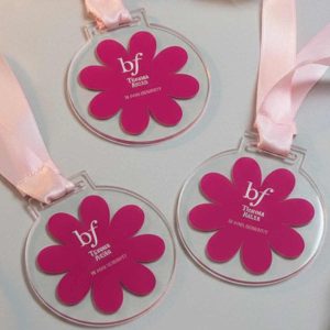 medaglia in plex trasparente personalizzata con stampa uv